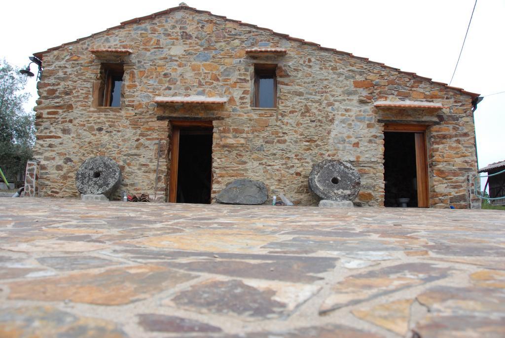 Parque Tematico Vale De Mouro Villa Екстериор снимка