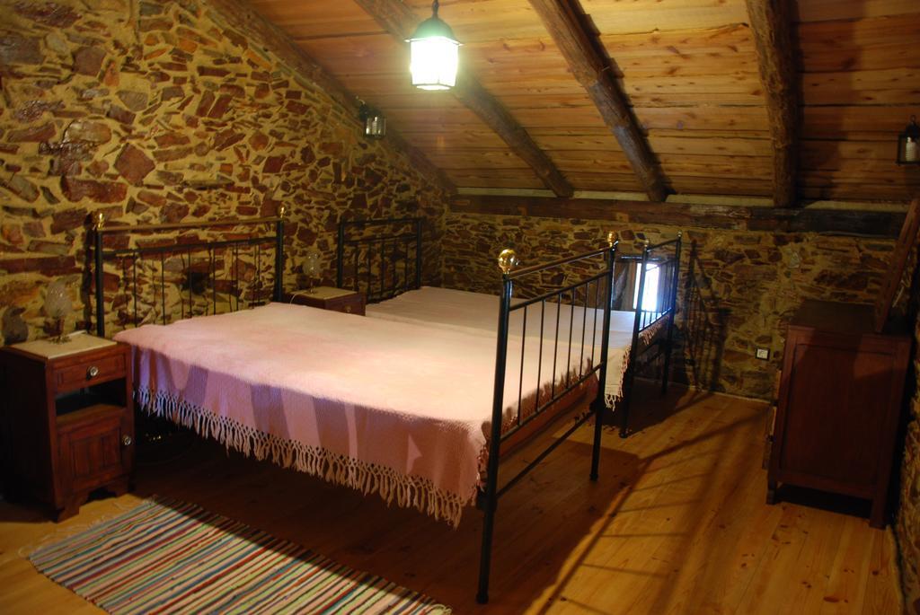 Parque Tematico Vale De Mouro Villa Екстериор снимка